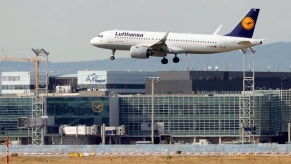 Lufthansa: Ακυρώθηκαν πάνω από 1.000 πτήσεις λόγω απεργίας του προσωπικού εδάφους