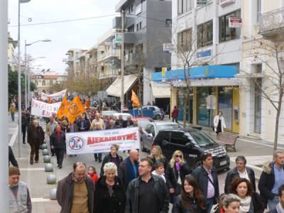 Το μήνυμα των μικρομεσαίων διαδηλωτών αναζητά παραλήπτη 