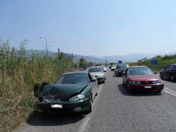 Καραμπόλα έξω από το αεροδρόμιο