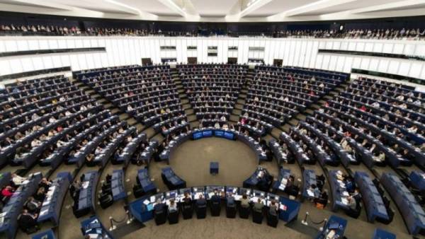Ευρωπαϊκό Κοινοβούλιο: Βρισκόμαστε σε κατάσταση κλιματικής έκτακτης ανάγκης