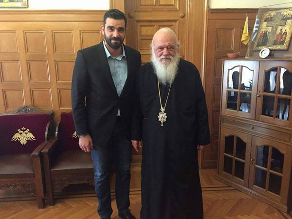 Συναντήσεις Κωνσταντινέα με αρχιεπίσκοπο και υπουργούς 