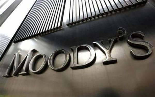 Moody’s: Θετική για το αξιόχρεο της Ελλάδας η συμφωνία για το ταμείο ανάκαμψης της ΕΕ