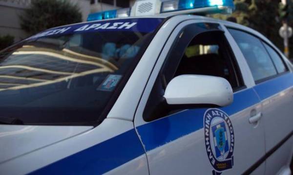 10 άτομα λήστεψαν σούπερ μάρκετ στη Μεσσήνη