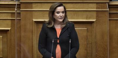 Γυναικοκτονία στα Γλυκά Νερά – Μπακογιάννη: Τα ισόβια, πρέπει να είναι ισόβια