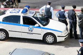 Ναύπλιο: Αντί για την τράπεζα λήστεψαν μία υπάλληλο!