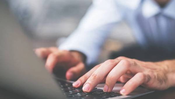 Πιερρακάκης για gov.gr: Από 501 διαδικασίες φτάσαμε μετά από ένα χρόνο στις 1.160