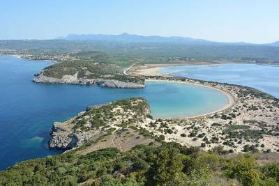 Ιστιοφόρο προσάραξε στα αβαθή στη Βοϊδοκοιλιά