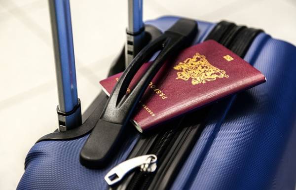 Συλλήψεις για πλαστά διαβατήρια στο αεροδρόμιο Καλαμάτας