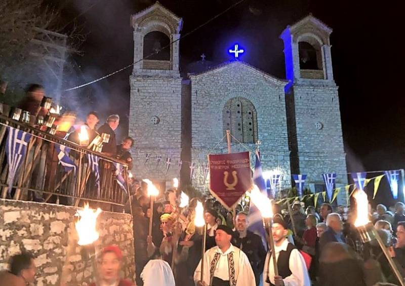 Σύνδεσμος Σιδηροκαστριτών Τριφυλίας: Τιμή στους προγόνους με λαμπαδηφορίες