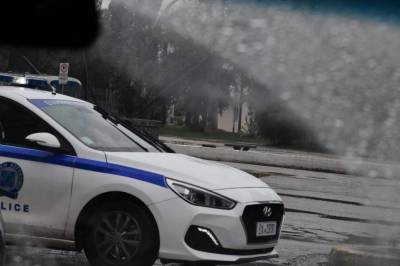 Πυροβολισμοί με καλάσνικοφ στην Αγία Βαρβάρα (βίντεο)