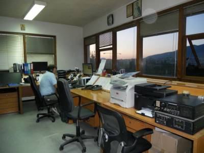 Μπήκαμε στο Κέντρο Άμεσης Δράσης: Παίρνουν το 100 για δρομολόγια λεωφορείου! 