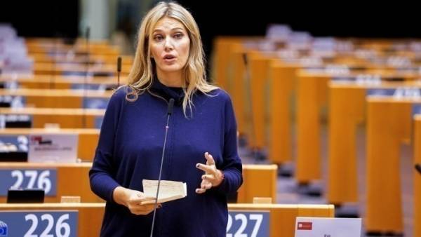 Παύθηκε η Εύα Καϊλή από αντιπρόεδρος του Ευρωκοινοβουλίου