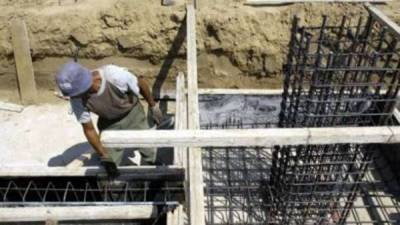 Απεργούν την Τετάρτη οι οικοδόμοι της Καλαμάτας