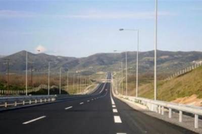 &quot;Καπέλο&quot; 559 εκατομμύρια ευρώ στο Κόρινθος - Τρίπολη - Καλαμάτα, σύμφωνα με τον Ν. Χουντή