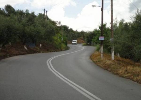 Ελληνική Λύση: «Κίνδυνος για σοβαρά ατυχήματα στον δρόμο Ριζόμυλος - Κορώνη»