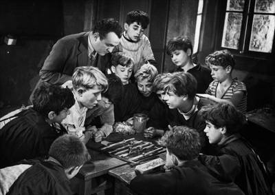 Ταινίες για την εκπαίδευση στη Κινηματογραφική Λέσχη