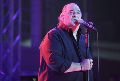 Το όνομα του Βασίλη Καρρά παίρνει ο κεντρικός δρόμος στο χωριό του