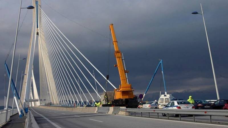 Διαμαρτυρία για την τιμή των διοδίων στη γέφυρα Ρίου - Αντιρρίου