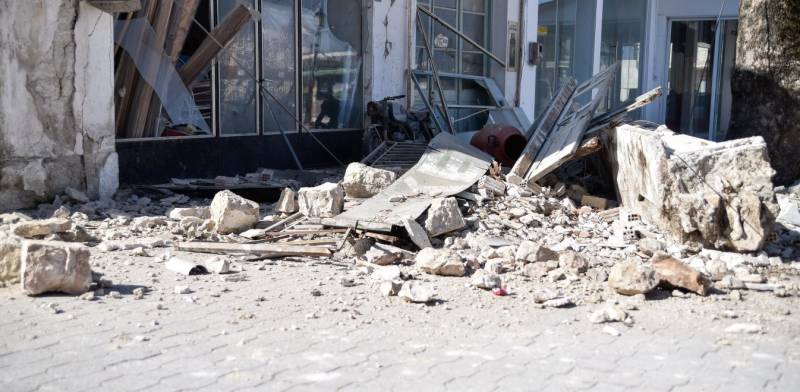 Σεισμός - Πρέβεζα: Σοβαρές ζημιές σε 30 σπίτια