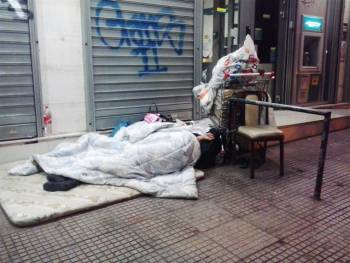 Την έλλειψη κοινωνικών δομών πληρώνουν τα θύματα της κρίσης