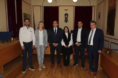 Καλαμάτα: Ακόμα 5 υποψηφίους παρουσίασε ο Βασιλόπουλος (βίντεο)