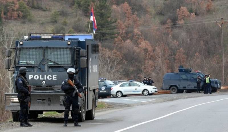 Μπαρούτι μυρίζουν τα Βαλκάνια: Σε καθεστώς υψηλής ετοιμότητας ο σερβικός στρατός