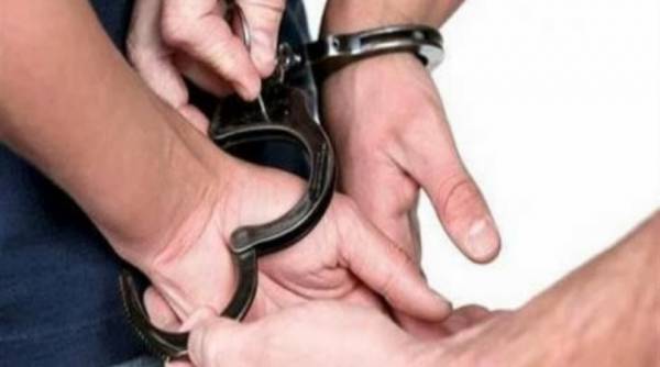 Σύλληψη ζευγαριού στο αεροδρόμιο Καλαμάτας