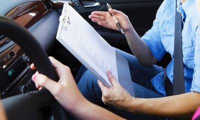 Φαββατάς: "Αυτόκλητοι σωτήρες Δούρου και Τατούλης"