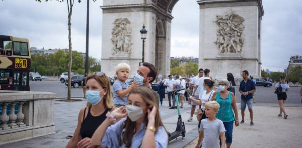 Κορονοϊός - Γαλλία: Όλες οι επιλογές είναι στο τραπέζι στην κρίση της πανδημίας