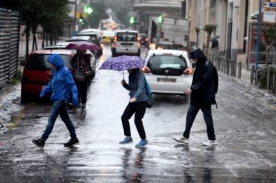 Εκτακτο δελτίο επιδείνωσης: Ερχονται βροχές, καταιγίδες και χαλάζι