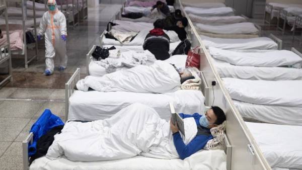 Kοροναϊός στην Κίνα: Συνολικά 563 νεκροί και πάνω από 28.000 κρούσματα