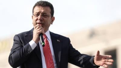 Ο Ιμάμογλου ανακηρύχθηκε επίτιμος δημότης του Παρισιού