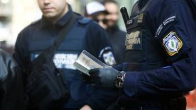 Πρόστιμο και κλείσιμο μπαρ που εξυπηρετούσε ανεμβολίαστους πελάτες