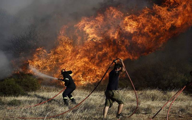 Μεγάλη φωτιά στην Ανατολική Μάνη