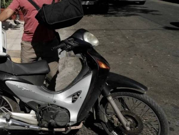 Η νέα διοίκηση του Σωματείου Διανομέων, Ταχυμεταφορέων και Ντελιβεράδων