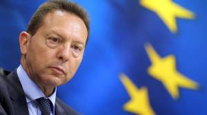 Στουρνάρας: Μικρή η πιθανότητα συστημικής απειλής για την Ευρωζώνη