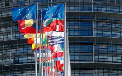 Δικαστήριο Ε.Ε.: Απέρριψε τις προσφυγές Πολωνίας και Ουγγαρίας κατά του μηχανισμού αιρεσιμότητας