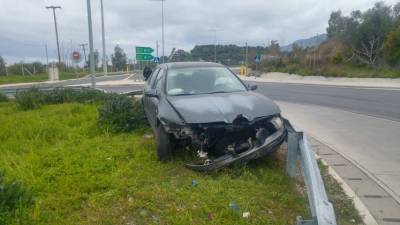 Καλαμάτα: Οδηγούσε ανάποδα στον αυτοκινητόδρομο - "Καρφώθηκε" στον κόμβο της οδού Σπάρτης