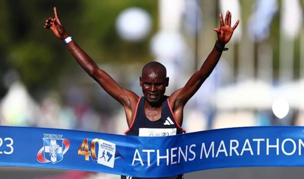 Νικητής στον 40ο Αυθεντικό Μαραθώνιο Αθήνας ο Κίπτο από την Κένυα (Βίντεο)