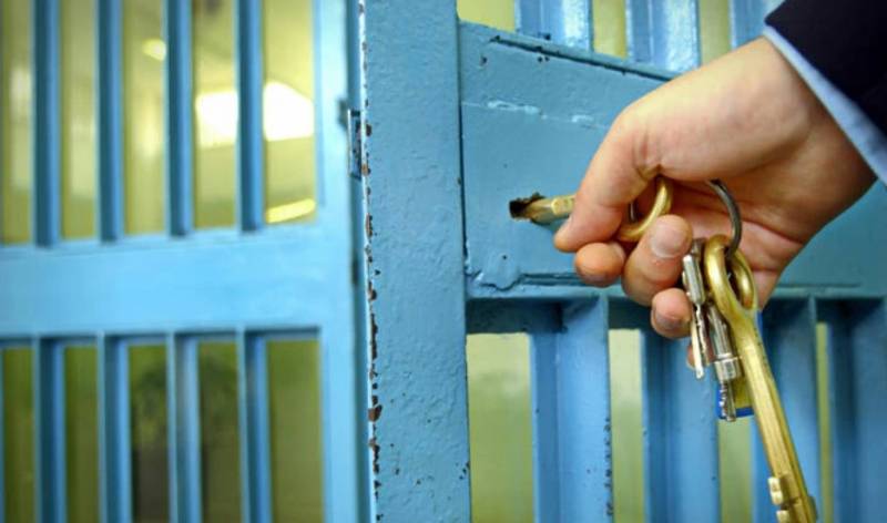 Κύκλωμα με σωφρονιστικούς και εγκλείστους έβαζε ναρκωτικά και κινητά στις φυλακές Ιωαννίνων