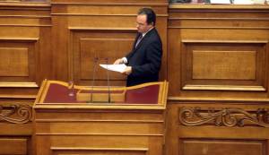 Καμία αντίδραση από Παπακωνσταντίνου για την πρόταση για Ειδικό Δικαστήριο
