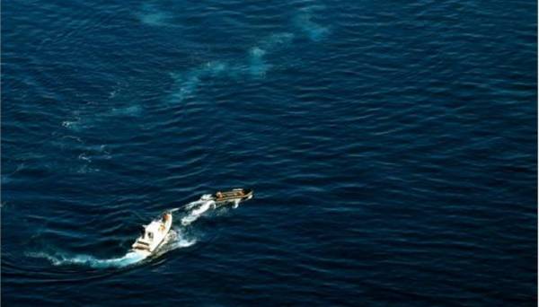 Λέσβος: Τέσσερις νεκροί, ισάριθμοι αγνοούμενοι από τη σύγκρουση δουλεμπορικού σκάφους με πλοίο του Λιμενικού