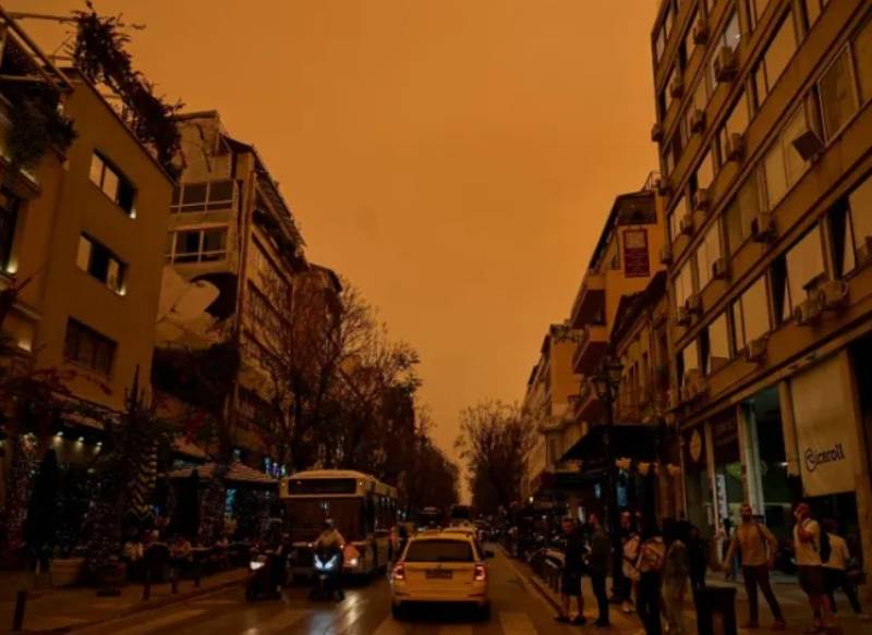 Καιρός: Πόσο θα μείνει η αφρικανική σκόνη - Η πρόβλεψη μέχρι τη Δευτέρα του Πάσχα (Βίντεο)