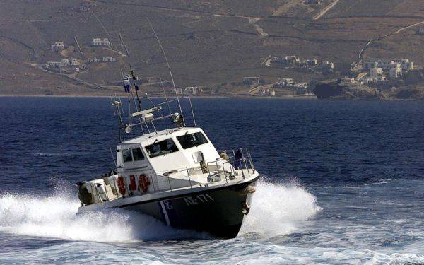 SOS από σκάφος με 38 παράτυπους μετανάστες ανοιχτά της Κεφαλονιάς