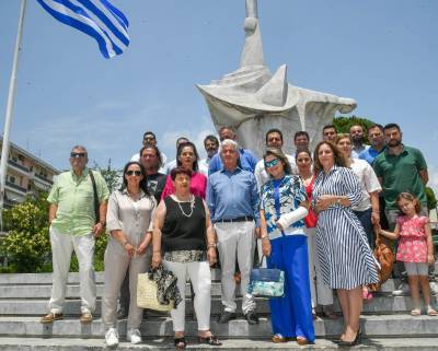 "Καλαμάτα_Μετά": 20 νέους υποψήφιους παρουσίασε ο Βασίλης Τζαμουράνης