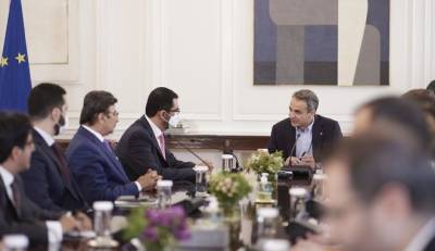 Μητσοτάκης:&quot; Δίνουμε μεγάλη έμφαση στην στρατηγική και οικονομική συνεργασία με τα Ηνωμένα Αραβικά Εμιράτα&quot;
