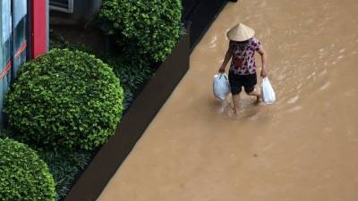 Βιετνάμ: Τουλάχιστον 13 νεκροί και 11 αγνοούμενοι από τις πλημμύρες