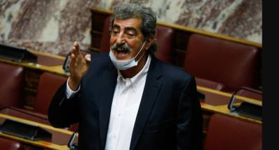 Για &quot;αντιεμβολιαστική καμπάνια&quot; κατηγορεί η ΝΔ τον ΣΥΡΙΖΑ με αφορμή ανάρτηση του Παύλου Πολάκη